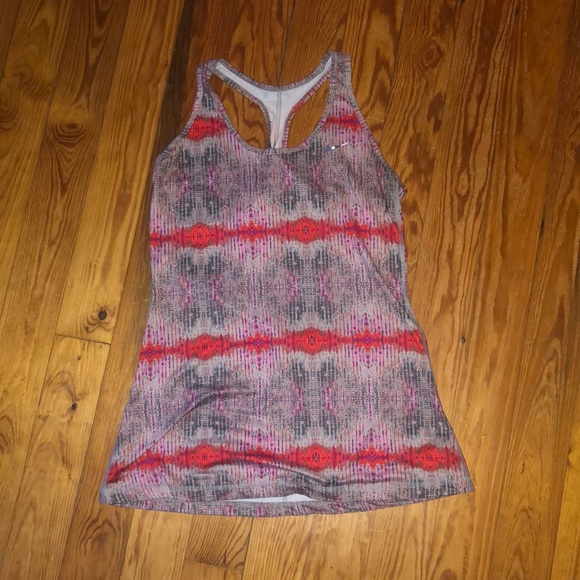 Nike tank top L - Picture 1 of 4